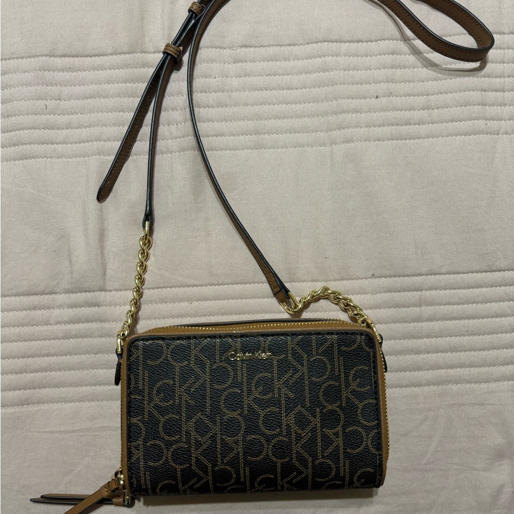 Calvin Klein Crossbody